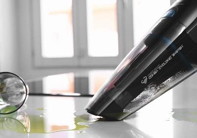 Conga Immortal ExtremeSuction aspirando liquidos